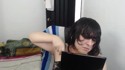 Alicia Aldara online show from February 8, 2:20 pm