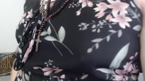 Alicia Aldara online show from February 22, 8:40 pm