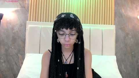 alice_rossi4 online show from May 25, 11:49 am