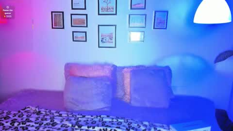 alice_simmons online show from March 9, 12:09 pm