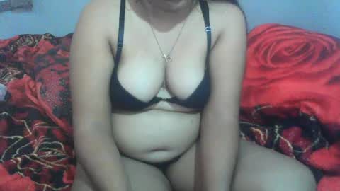 Snapshot of alice_soph chatting on June 24, 2:38 pm Naughty Alice online show from June 24, 2:38 pm