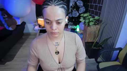 Alice online show from December 19, 11:25 pm