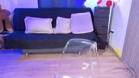 Alice online show from December 22, 7:33 pm