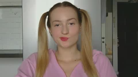 Alice online show from September 28, 2:55 pm