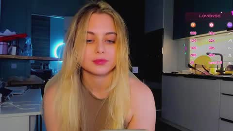 Alice online show from May 26, 8:32 am