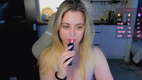 Alice online show from June 17, 2:14 am