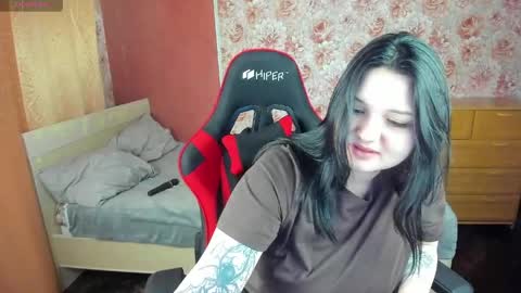 alice_weidel online show from April 26, 5:54 pm
