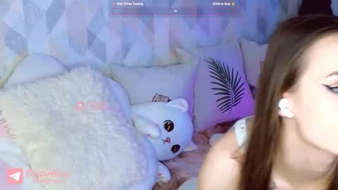 Alice   online show from March 15, 10:38 pm