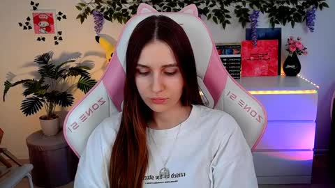 alicecharmy online show from April 11, 1:59 pm