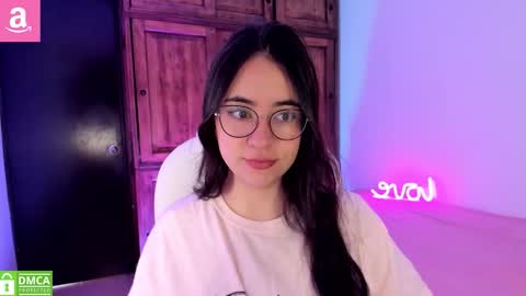 Aliceee  ..   97YP9VWGZHrefnav wishlist lists 1 online show from March 22, 6:11 pm