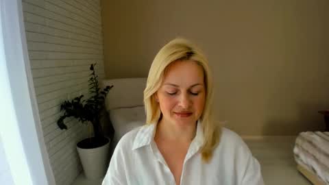 Alicee online show from February 20, 9:54 am