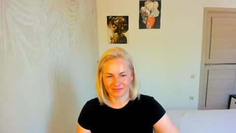 Snapshot of alicee__grace chatting on July 3, 8:21 am Alicee online show from July 3, 8:21 am