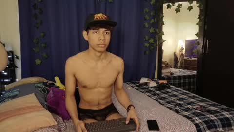 alicee_randyy online show from May 16, 3:22 pm