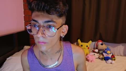 alicee_randyy online show from May 19, 12:27 am