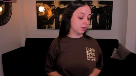 Alice online show from March 29, 4:29 pm