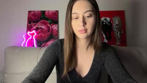 Snapshot of aliceinlustland chatting on May 6, 7:41 pm aliceinlustland online show from May 6, 7:41 pm