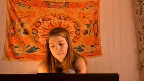 Alice online show from April 14, 5:13 am