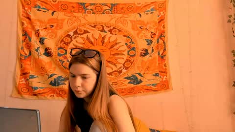 Alice online show from April 16, 5:08 am