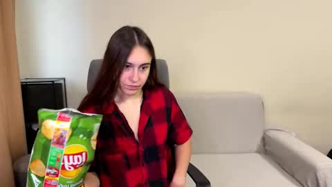 alicekollt online show from October 27, 8:51 am