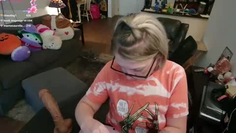 Alice Liddell online show from October 1, 8:15 pm