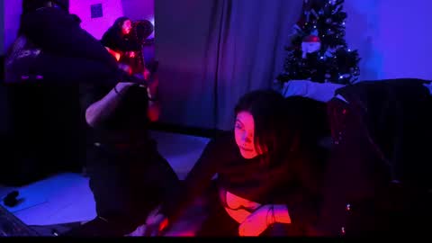 Snapshot of alicesrabbit chatting on December 14, 4:34 am Ms. Alice and Mr. Rabbit online show from December 14, 4:34 am