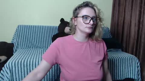 Alice online show from March 8, 4:50 pm