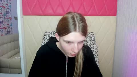 Alice  Princess  online show from April 9, 2:44 am