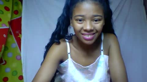 alicia9794 online show from May 12, 8:28 pm