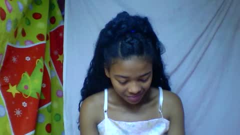 alicia9794 online show from May 13, 8:38 pm