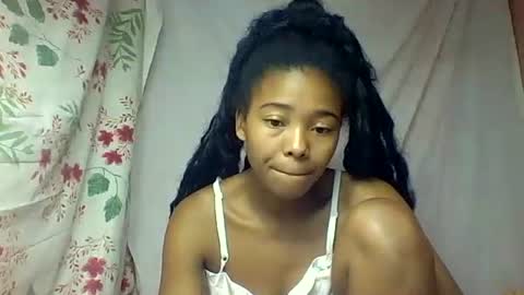 alicia9794 online show from May 26, 8:38 pm