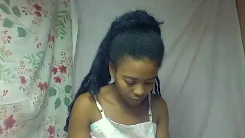 alicia9794 online show from May 27, 8:06 pm