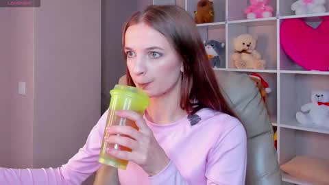 Snapshot of alicia_adammss chatting on January 6, 12:58 am Alicia Adams online show from January 6, 12:58 am