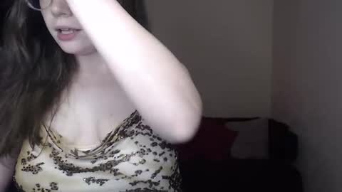 Alicia online show from February 7, 3:52 pm