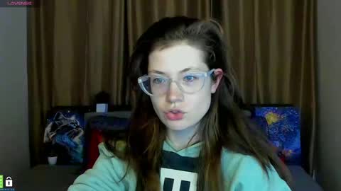 Alicia online show from February 11, 6:33 pm