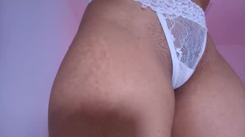Snapshot of alicia_kyse chatting on June 2, 3:08 am Alicia Kyse online show from June 2, 3:08 am
