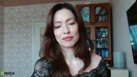 Alicia online show from May 6, 4:41 am