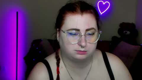 Alicia online show from April 17, 6:16 am