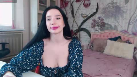 Veronica online show from October 22, 12:05 pm