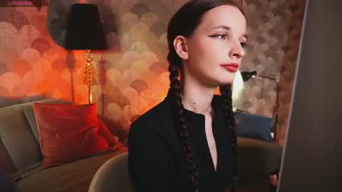 Alicia online show from May 17, 8:38 pm