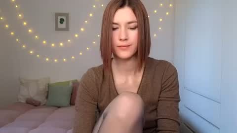 Snapshot of alicianoveli chatting on June 22, 4:31 am alicianoveli online show from June 22, 4:31 am