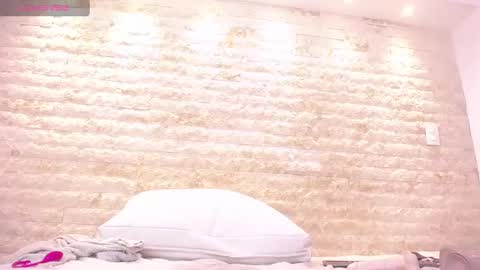 Snapshot of alicie_green chatting on January 11, 5:20 am im tutti online show from January 11, 5:20 am