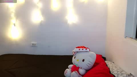 aliciia_23 online show from December 2, 2:17 am