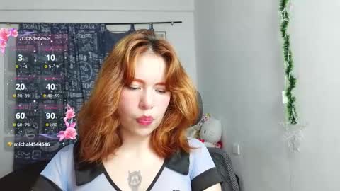 aliciia_23 online show from February 6, 11:52 pm