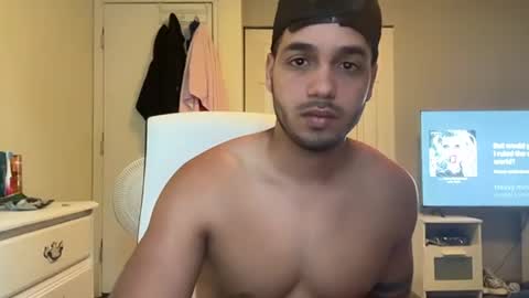 Snapshot of alien010302288166 chatting on July 16, 4:57 pm Cubanito online show from July 16, 4:57 pm