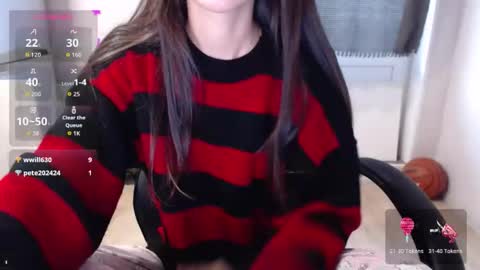 Mia online show from September 15, 3:39 am