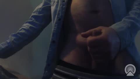 Snapshot of aligator2001 chatting on May 9, 3:39 pm daddy online show from May 9, 3:39 pm