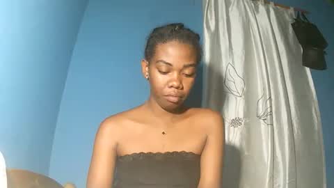 Snapshot of alihane21 chatting on February 12, 3:29 pm alihane21 online show from February 12, 3:29 pm