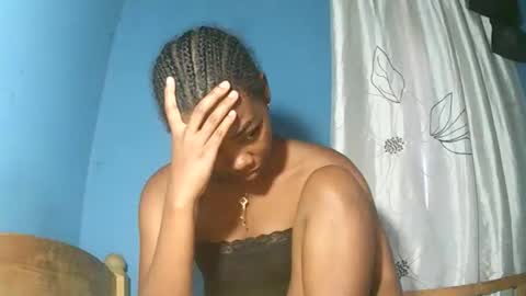 Snapshot of alihane21 chatting on February 25, 10:03 am alihane21 online show from February 25, 10:03 am