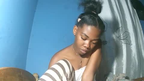 Snapshot of alihane21 chatting on March 6, 6:37 pm alihane21 online show from March 6, 6:37 pm