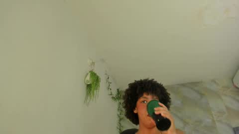 alika online show from September 12, 9:15 pm